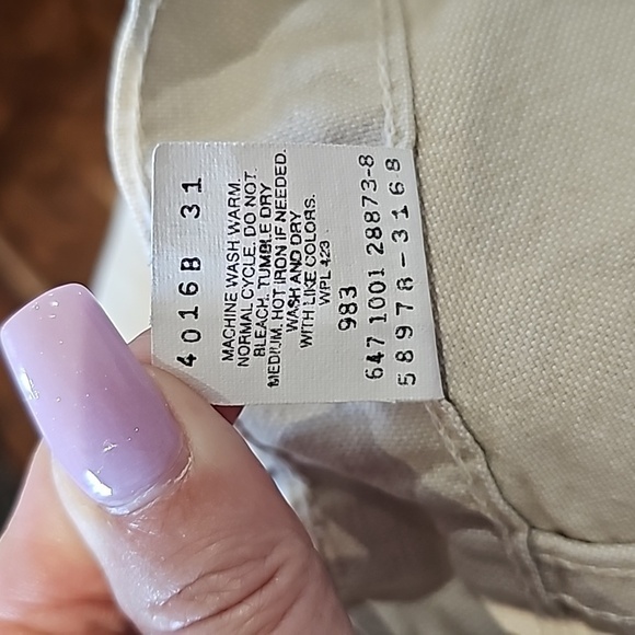 Levi's 577 Cream Wide Leg Cropped Pants Size 8 - Picture 12 of 12